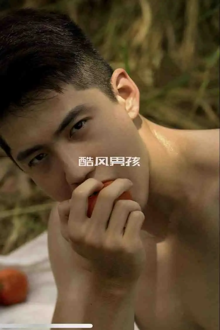 BAO NO.04 A SEXY FARMER-DANG QUOC DAT | 半全见版