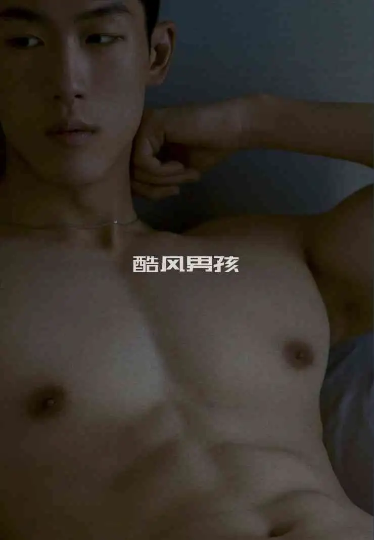 刘京 | TENDERNESS NO.01 性感大解放-HENRY 辣辣 | 写真