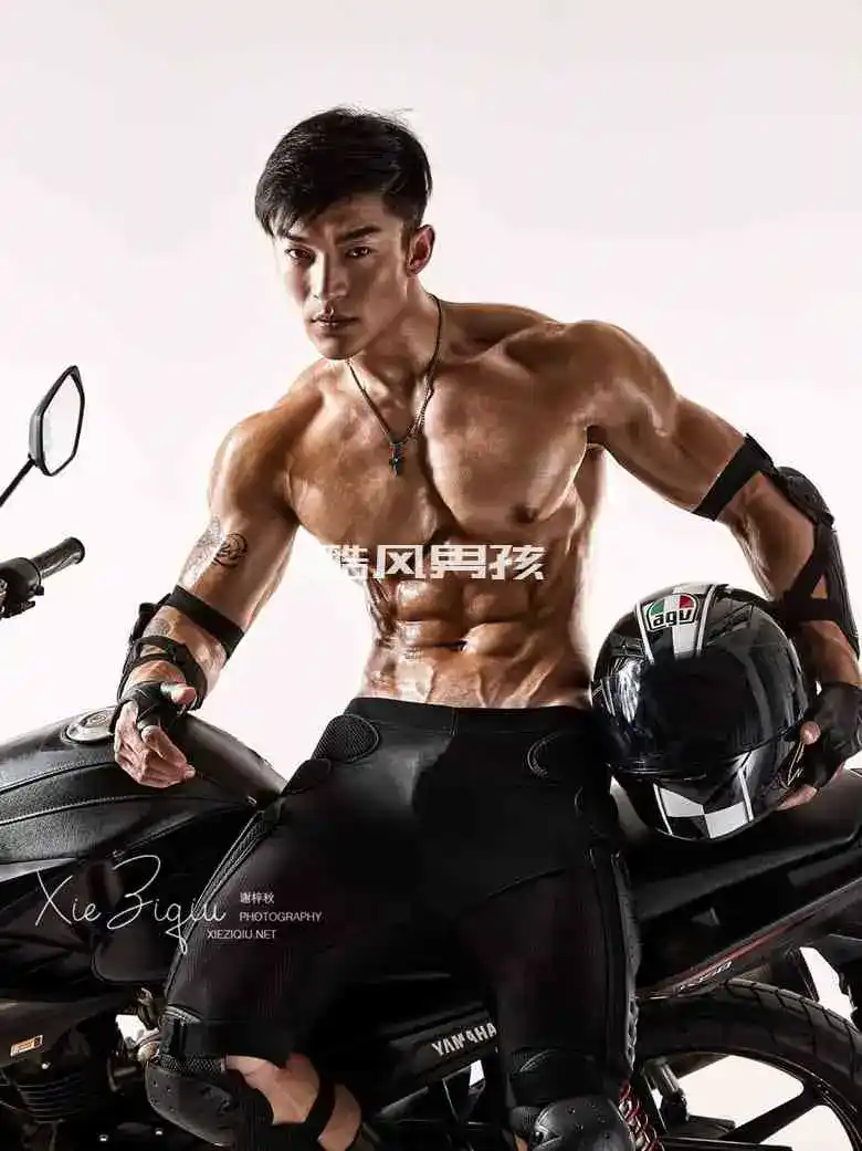 谢梓秋 | BODYSTYLE NO.11 ZHENGXIANG | 写真