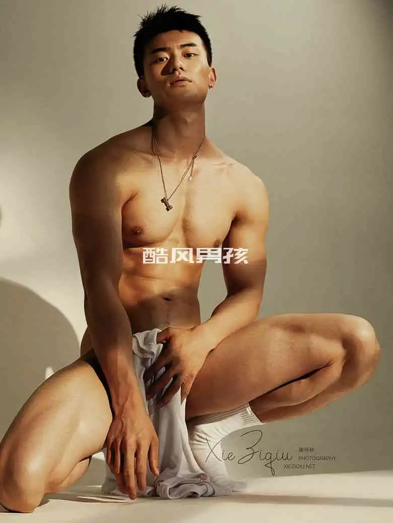 谢梓秋 | BODYSTYLE NO.18 JIAJUN | 写真