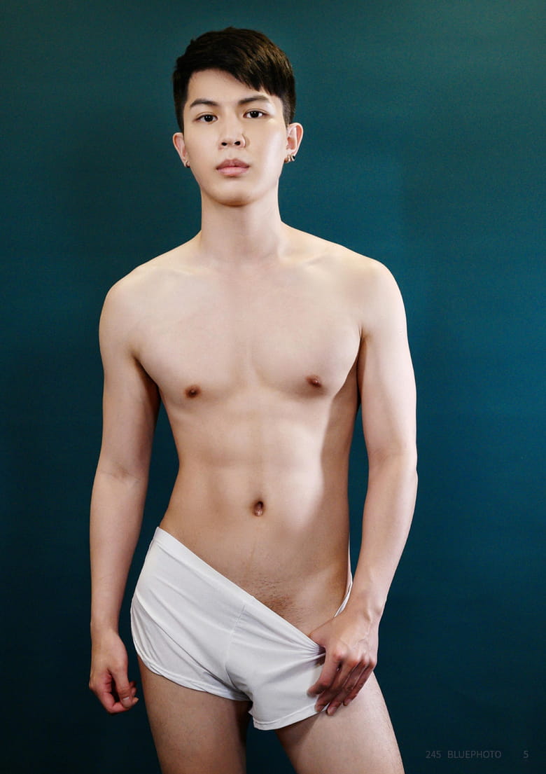 BLUEPHOTO 蓝摄 NO.245 开发敏感型男-柏宇 | 写真+视频